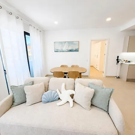 Terra Blue Brand New 1br W Private Garage * Фару